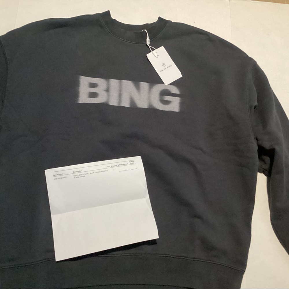 Brand New ANINE Bing Blur Sweatshirt XS - oversized.. smoke and pet free home…